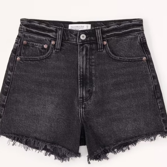 NWT Abercrombie High Rise 90s Cutoff Short - Picture 1 of 1